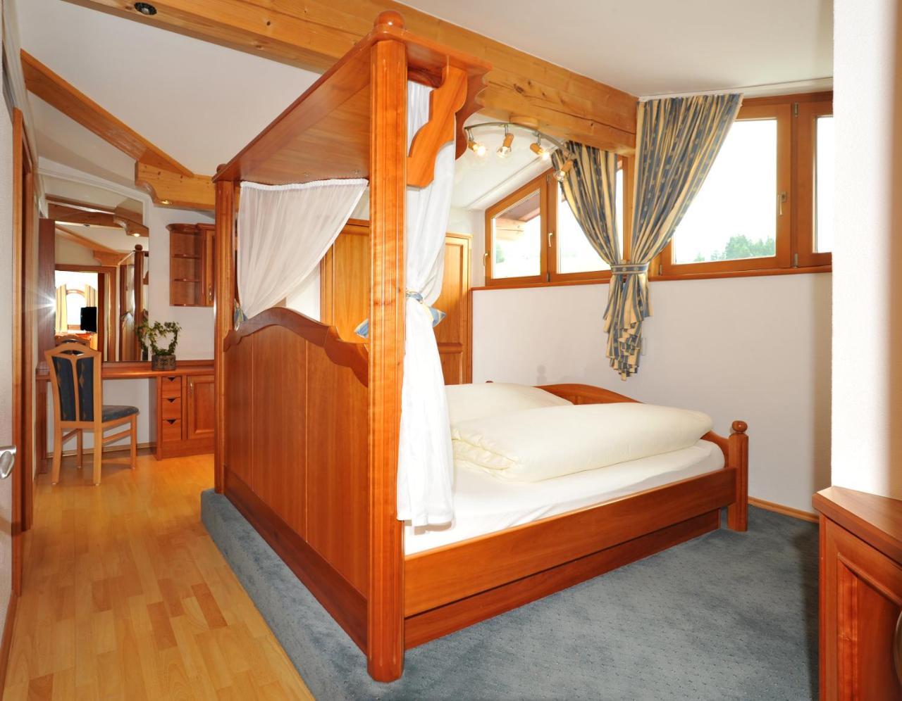 Apartments Tirolerhaus Kössen Extérieur photo
